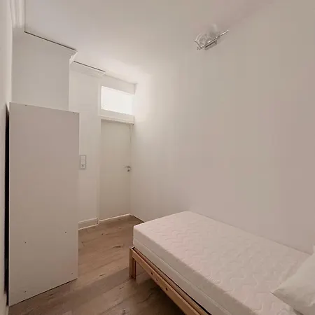Stylische Messewohnung Mit Garten & Parkplatz * ハノーファー
